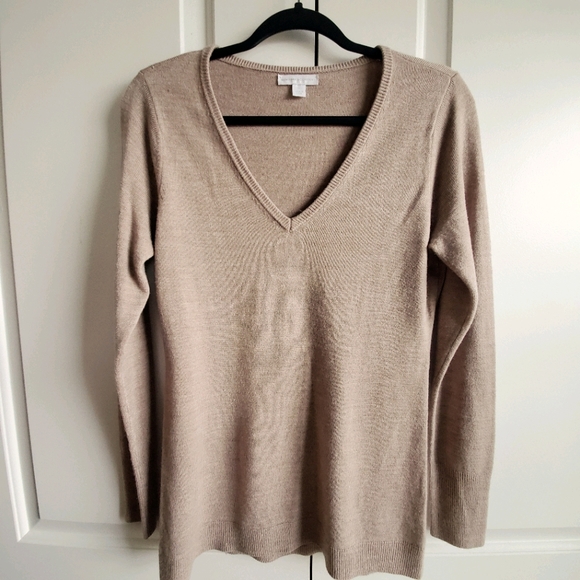 V-neck Sweater - Picture 2 of 3